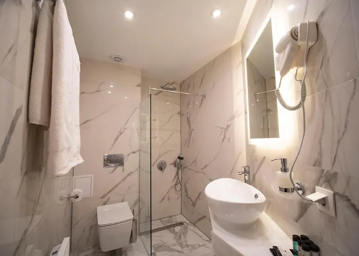 Hotel The Moon Boutique 3*