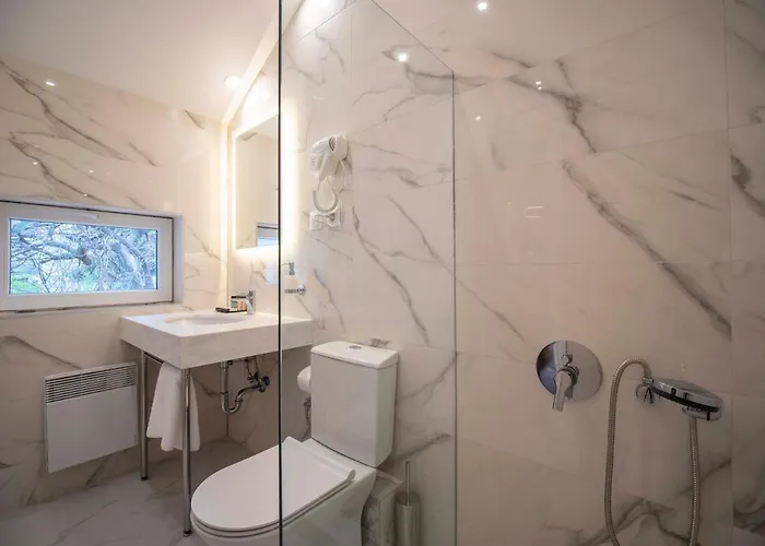 The Moon Boutique Hotel 3*