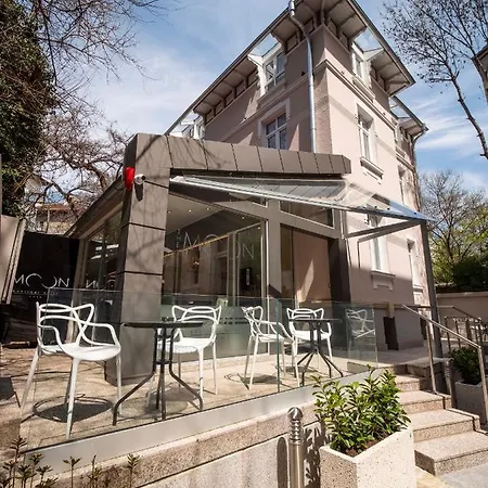 The Moon Boutique Hotel 3*