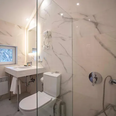 The Moon Boutique Hotel 3*