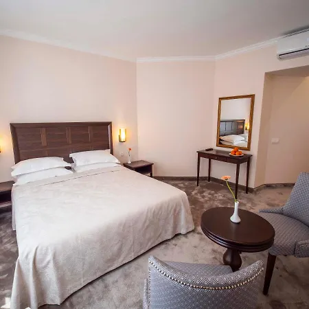 The Moon Boutique Hotel 3*