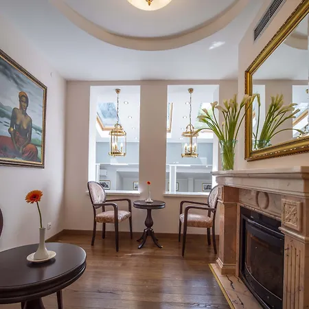 The Moon Boutique 3* София