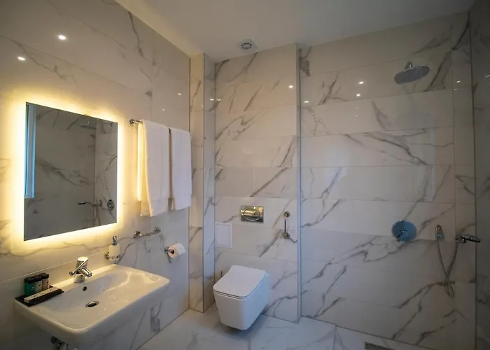 The Moon Boutique 索菲亞